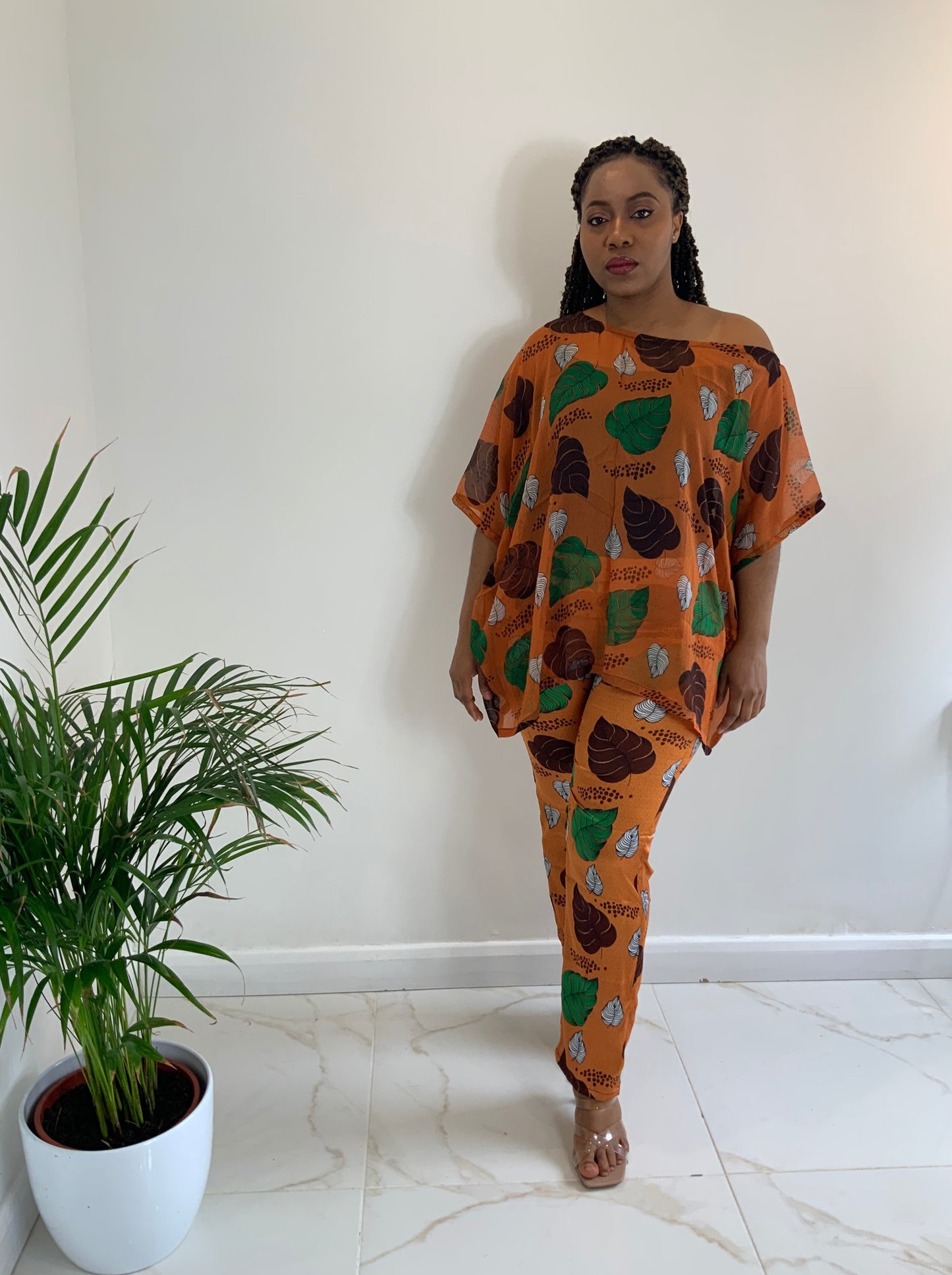 GERI TOP AND TROUSER SET
